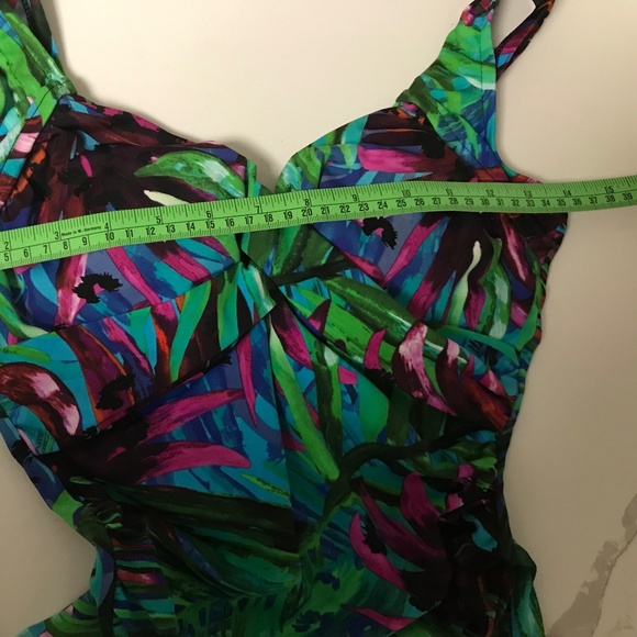 Rose Marie Reid Swimsuit Women’s Small Green Palm One Piece - Picture 8 of 9